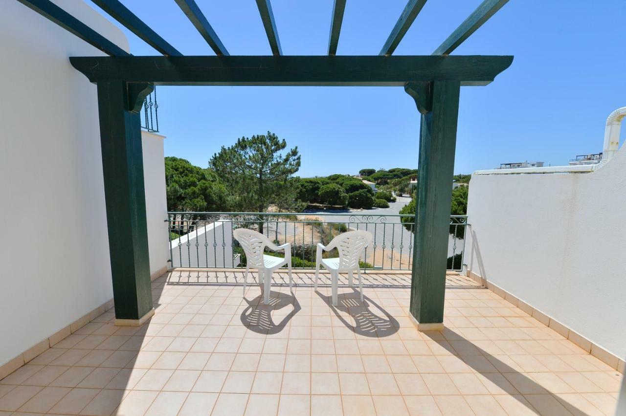 Townhouse Next To Falesia Beach Albufeira Exterior foto